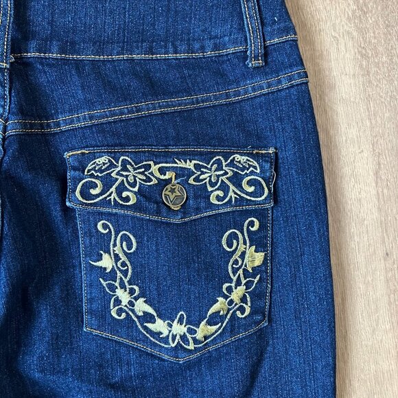 Crest Jeans Dark Wash Gold Embroidered Flap Pocket Jeans Sz 17/18 - Picture 12 of 13